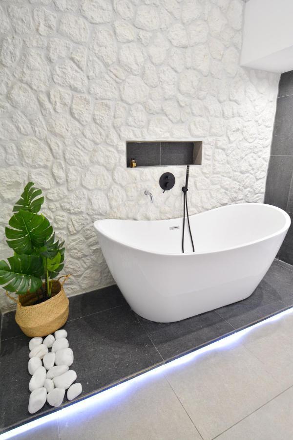 Oikia Suites Mykonos Mykonos Town Esterno foto